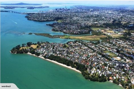 Photo of property in 11f Joan Street, Point Chevalier, Auckland, 1022