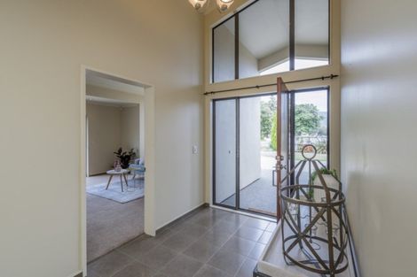 Photo of property in 12 Datum Way, Paraparaumu, 5032