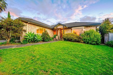 Photo of property in 6 Dairyland Drive, East Tamaki Heights, Auckland, 2016