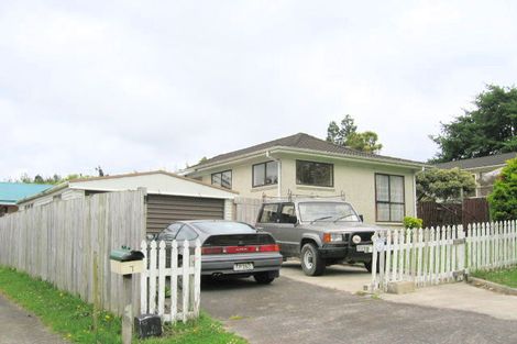 Photo of property in 5 Benita Place, Sunnyvale, Auckland, 0612