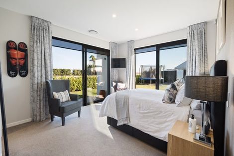 Photo of property in 32 Ardrossan Way, Tai Tapu, 7672