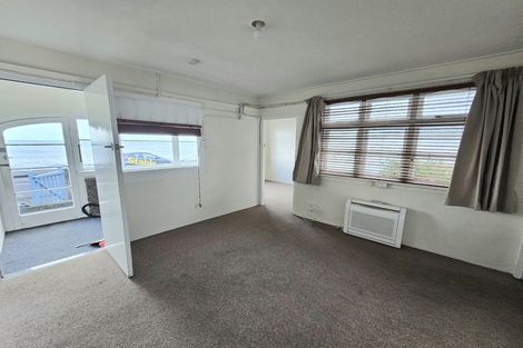 Photo of property in 34 Moana Road, Plimmerton, Porirua, 5026