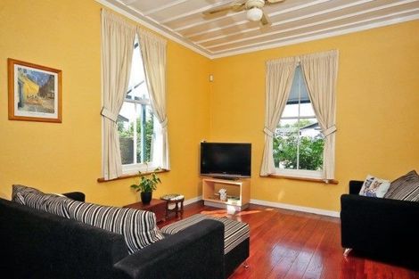 Photo of property in 933 Heaphy Terrace, Fairfield, Hamilton, 3214