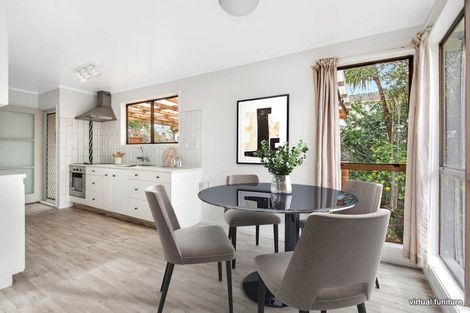 Photo of property in 19 Benita Place, Sunnyvale, Auckland, 0612