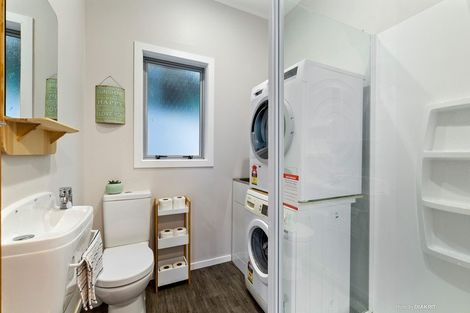 Photo of property in 4b Sarah Way, Crofton Downs, Wellington, 6035