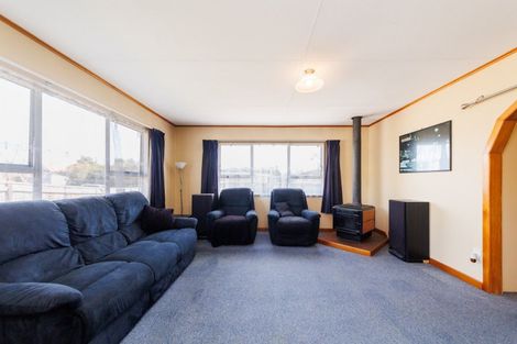 Photo of property in 34 Geraldine Crescent, Cloverlea, Palmerston North, 4412