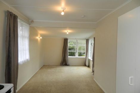 Photo of property in 6 Gear Terrace, Ranui, Porirua, 5024