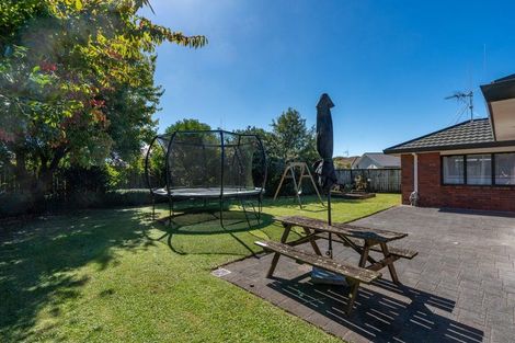 Photo of property in 54 Diomede Glade, Flagstaff, Hamilton, 3210