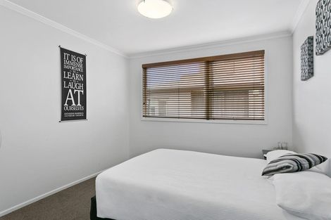 Photo of property in 80 Wakeman Road, Acacia Bay, Taupo, 3330