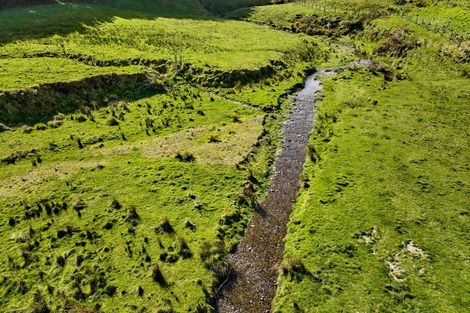 Photo of property in 850a Paekakariki Hill Road, Paekakariki Hill, Porirua, 5381