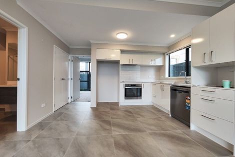 Photo of property in 14 Raranga Lane, Hobsonville, Auckland, 0616