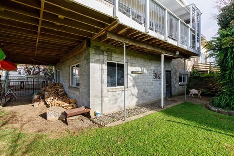 Photo of property in 3a Montana Place, Merrilands, New Plymouth, 4312