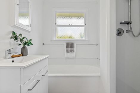 Photo of property in 250 Condell Avenue, Papanui, Christchurch, 8053