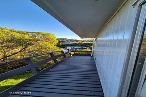 Photo of property in 17 Maple Grove, Maungaraki, Lower Hutt, 5010