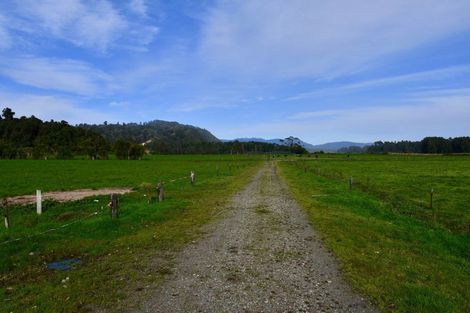 Photo of property in 106 Granite Creek Road, Karamea, 7893
