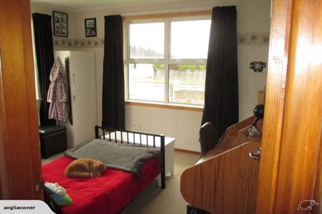 Photo of property in 5 Diamond Street, Carterton, 5713