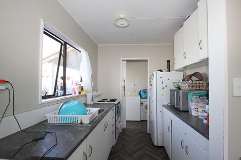 Photo of property in 5b Kilkee Terrace, Flaxmere, Hastings, 4120