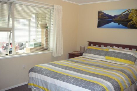 Photo of property in 20 Eureka Street, Alexandra, 9320