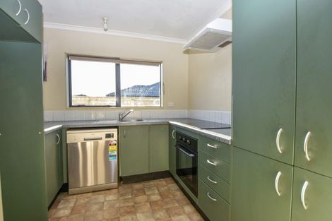 Photo of property in 74 Kent Street, Carterton, 5713