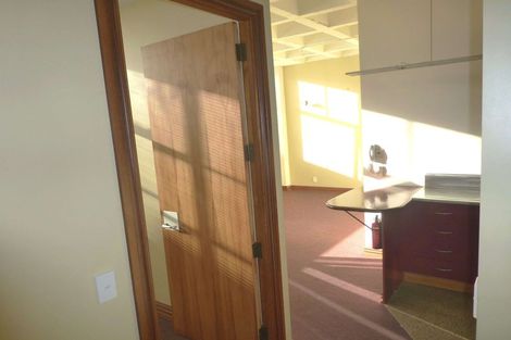 Photo of property in Pirie Street Townhouses, 28/35 Pirie Street, Mount Victoria, Wellington, 6011