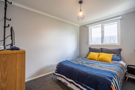 Photo of property in 16 Kaka Road, Raumati Beach, Paraparaumu, 5032