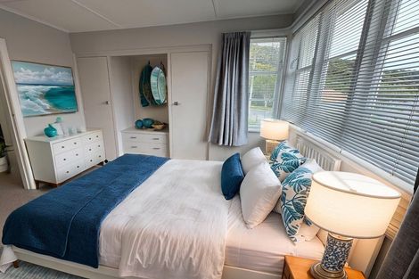 Photo of property in 198 Whites Line East, Waiwhetu, Lower Hutt, 5010