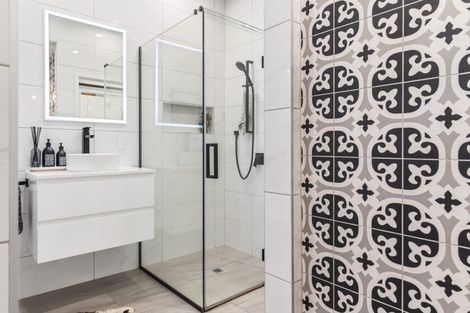 Photo of property in 116a Pah Road, Cockle Bay, Auckland, 2014