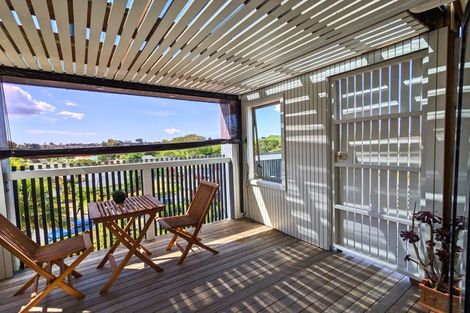 Photo of property in 19 Millstream Drive, Henderson, Auckland, 0610