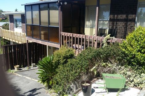Photo of property in 1/20 Halldene Terrace, Red Beach, 0932