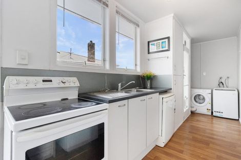 Photo of property in 57 Mansel Avenue, Hillcrest, Hamilton, 3216