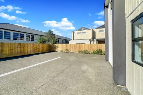 Photo of property in 146 Blenheim Road, Riccarton, Christchurch, 8041