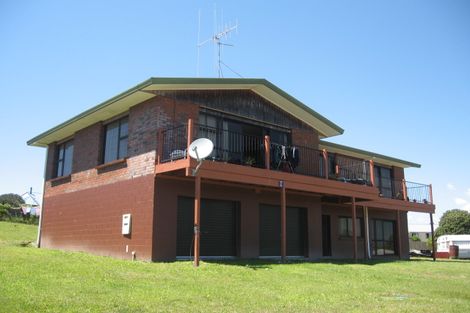 Photo of property in 12 Ngaparaoa Drive, Maketu, Te Puke, 3189