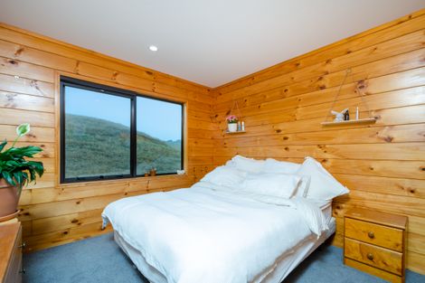 Photo of property in 18 Shelly Beach Road, Shelly Beach, Helensville, 0874