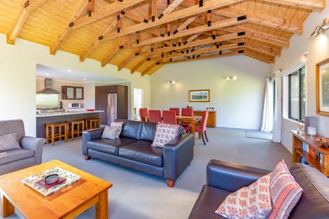 Photo of property in 4 Ryton Place, Lake Coleridge, 7572