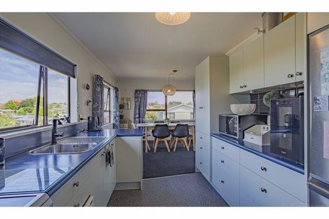Photo of property in 11 Temple Crescent, Gleniti, Timaru, 7910
