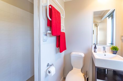 Photo of property in 4 Ryton Place, Lake Coleridge, 7572