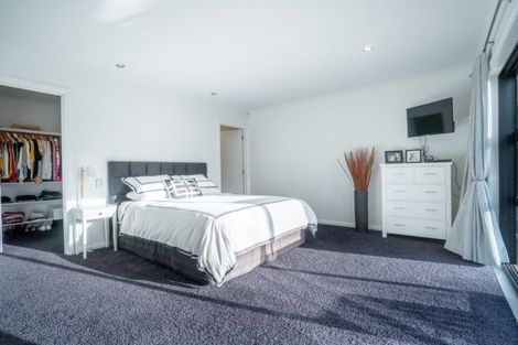 Photo of property in 121 Atawhai Road, Fitzherbert, Palmerston North, 4410