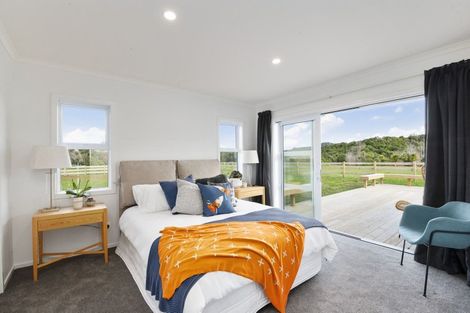 Photo of property in 13 Kahikatea Drive, Kinloch, Taupo, 3377