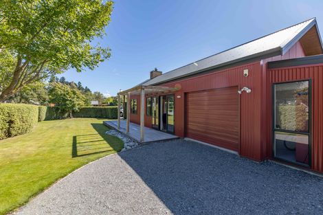 Photo of property in 4 Ryton Place, Lake Coleridge, 7572