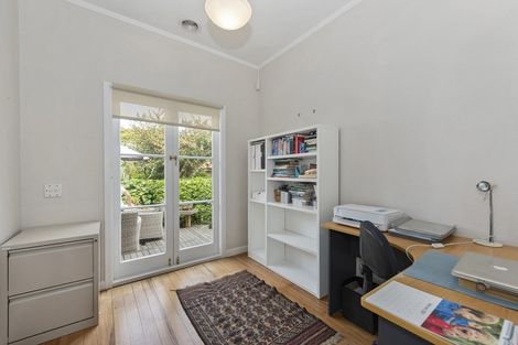 Photo of property in 33 Dalethorpe Avenue, Fairfield, Hamilton, 3214