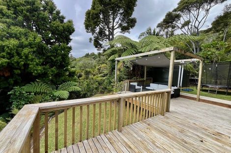Photo of property in 32 Jonkers Road, Waitakere, Henderson, 0782