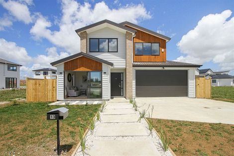 Photo of property in 13 Kaitiaki Drive, Clarks Beach, 2122