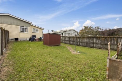 Photo of property in 33 Hanson Grove, Stokes Valley, Lower Hutt, 5019
