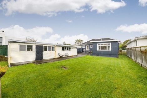 Photo of property in 89 Churchill Avenue, Hokowhitu, Palmerston North, 4410