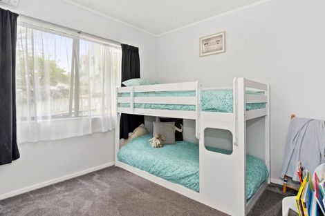 Photo of property in 10b Resolution Road, Welcome Bay, Tauranga, 3112