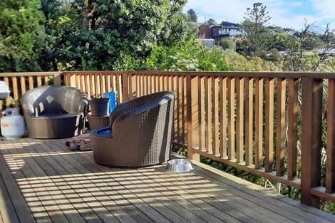 Photo of property in 121 Moncks Spur Road, Redcliffs, Christchurch, 8081