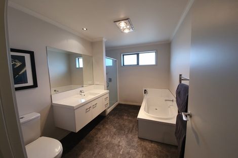 Photo of property in 51 Westmuir Crescent, Pokeno, 2402