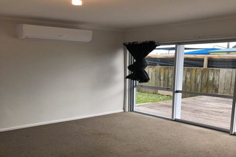 Photo of property in 18 Middlemore Crescent, Papatoetoe, Auckland, 2025
