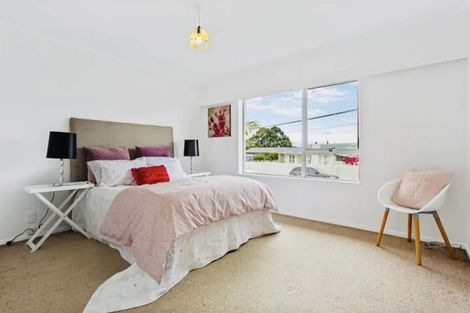 Photo of property in 116 Clovelly Road, Bucklands Beach, Auckland, 2012