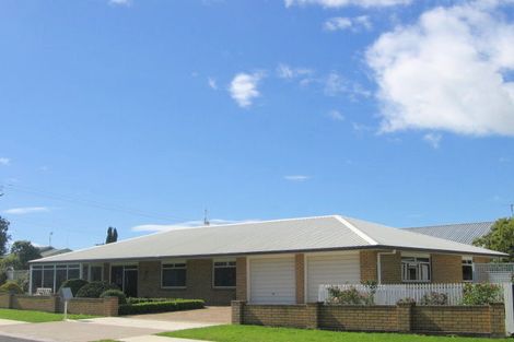 Photo of property in 1a Browns Drive, Waihi Beach, 3611